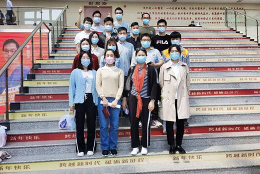 上海；；；Ｅ凡゛bg官网组织开展无偿献血活动